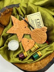 Kreatív DIY készlet – kerámia karácsonyi díszek díszítése (terakotta)
