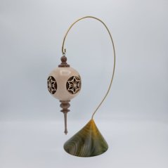 Függő fából készült dekoráció juharból és diófából