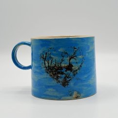 Keramický hrníček s přírodním motivem