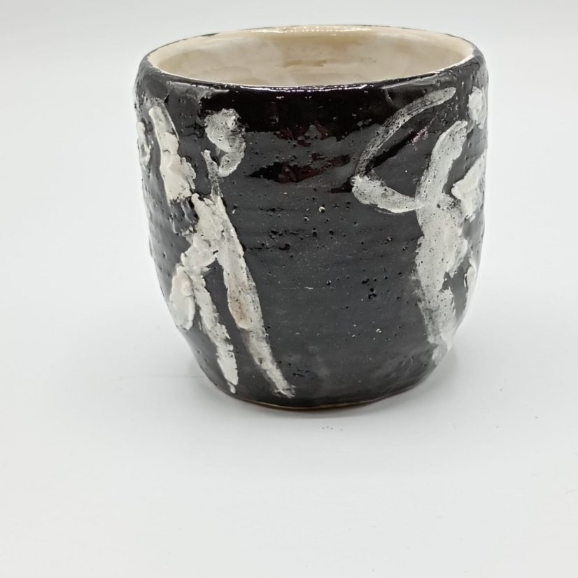 Kerámia pohár absztrakt motívval