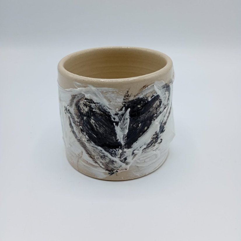 Kézzel készült kerámia bögre – absztrakt minta