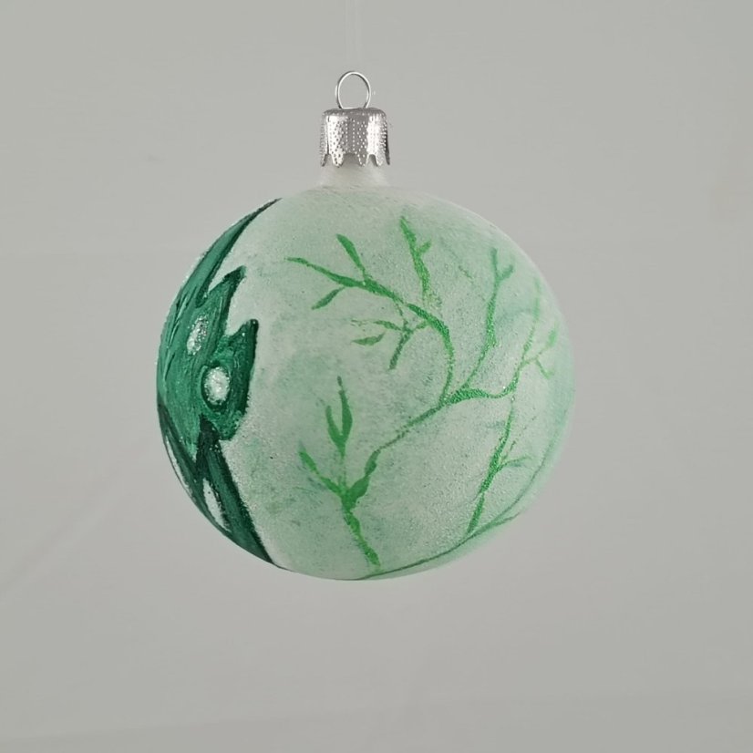 Matná skleněná vánoční koule s ručně malovaným zeleným zimním motivem - efekt námrazy (1 ks)